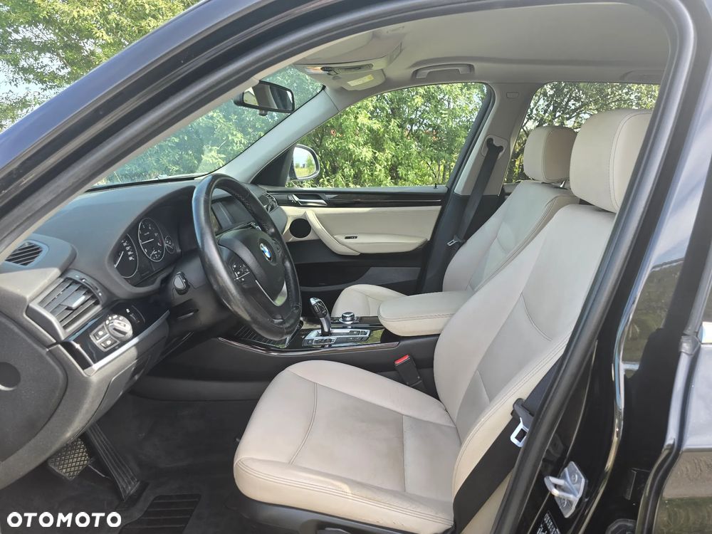 BMW X3 xDrive20d - 16