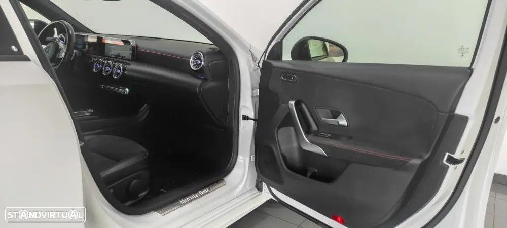 Mercedes-Benz A 180 d AMG Line Aut. - 22