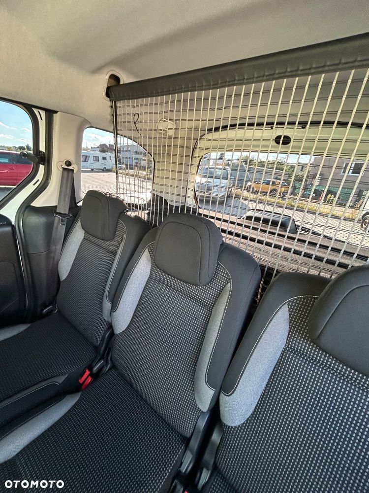 Peugeot Partner 1.6 BlueHDi Outdoor S&S - 12