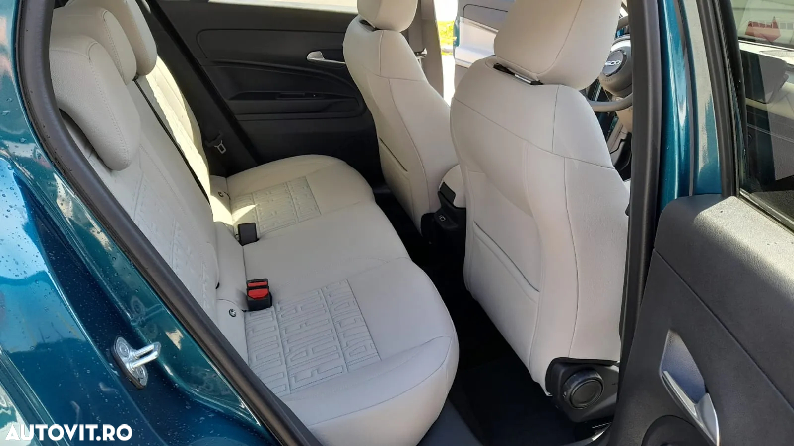Fiat 600 BEV 54 kWh La Prima - 10