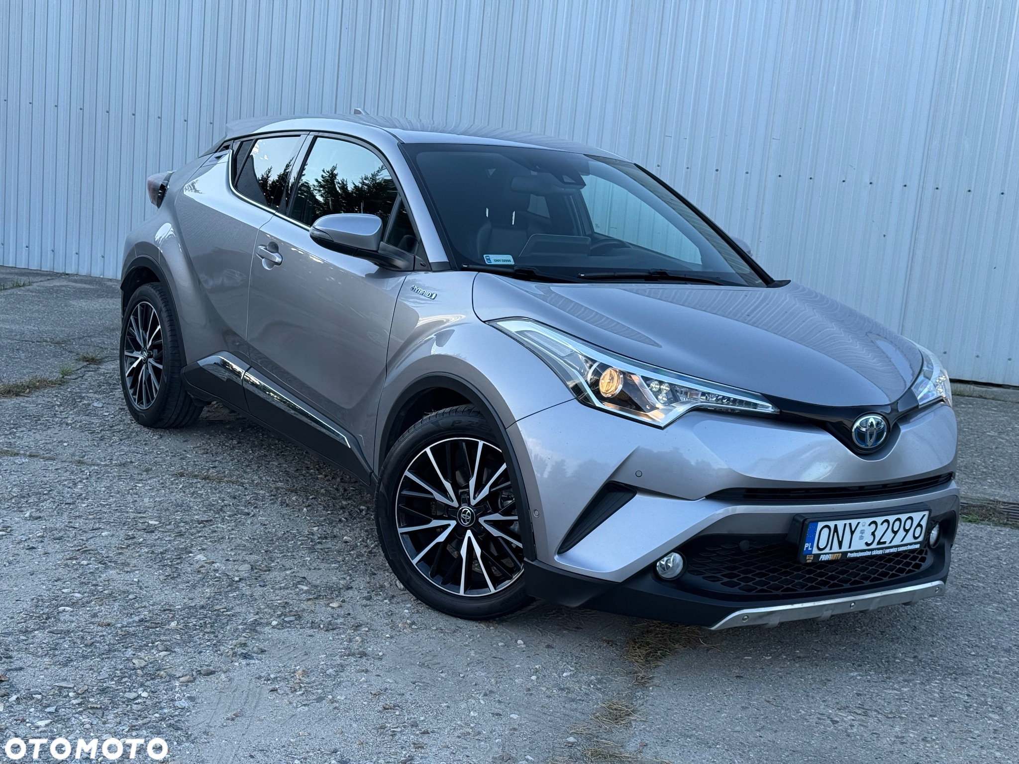 Toyota C-HR 1.8 Hybrid Premium - 29
