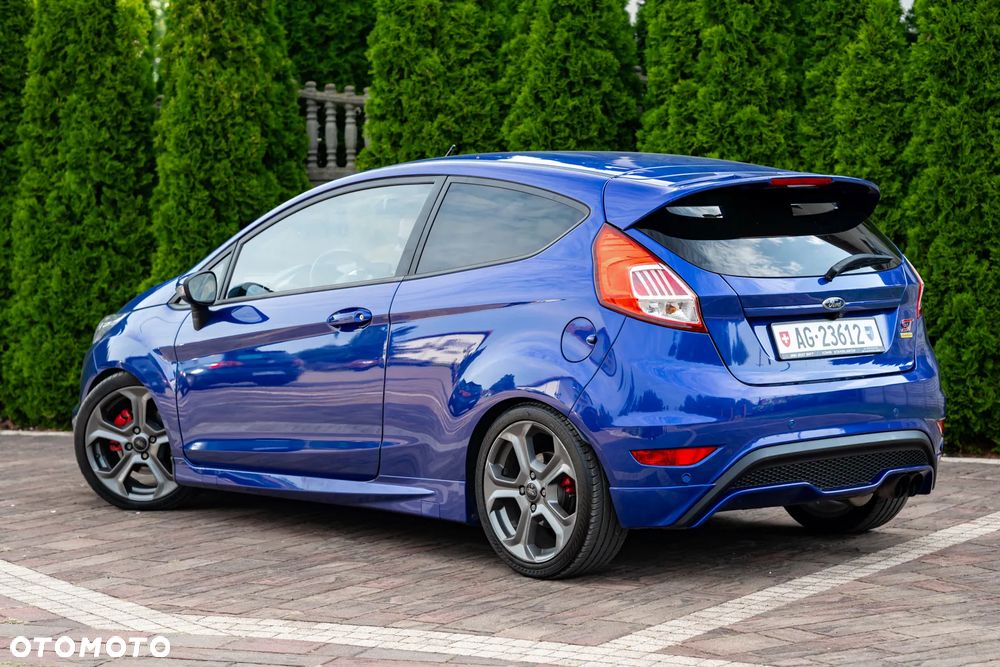Ford Fiesta 1.6 EcoBoost mit Leder-Sport-Paket ST - 9