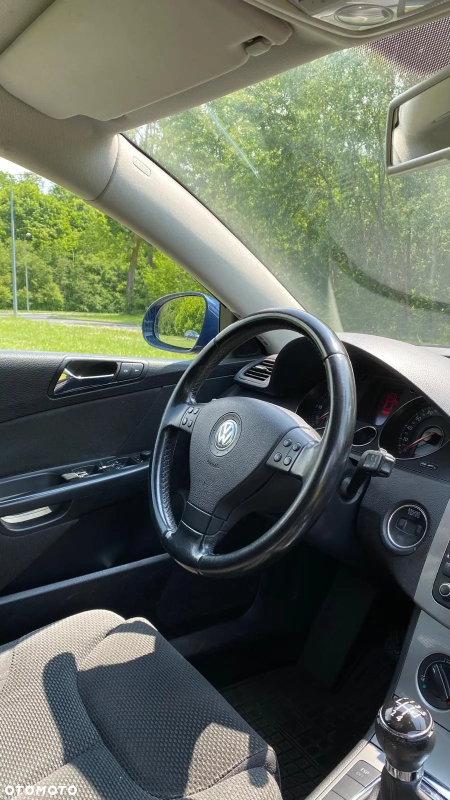 Volkswagen Passat 1.9 TDI Comfortline - 10