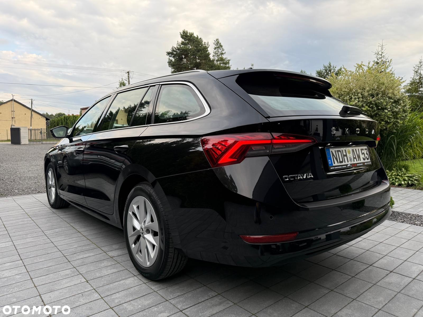 Skoda Octavia 2.0 TDI Style DSG - 7