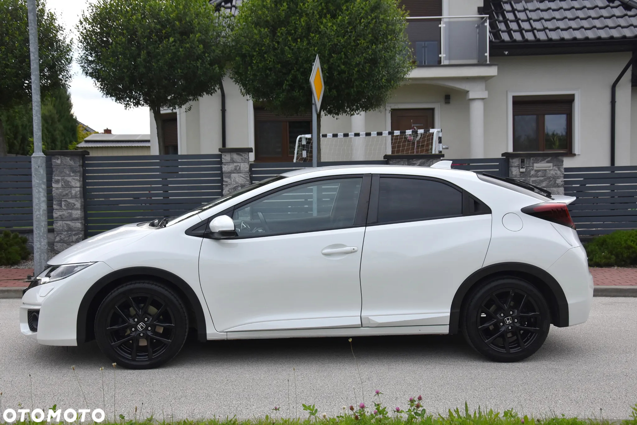 Honda Civic 1.8 i-VTEC Sport Black Edition - 6