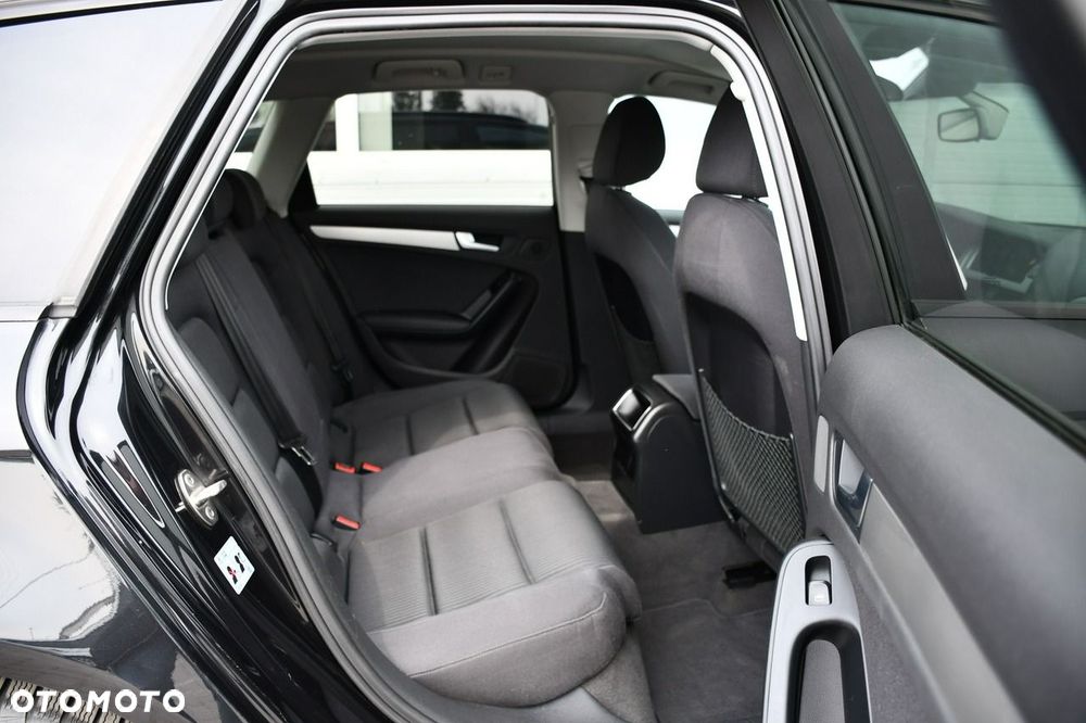 Audi A4 Avant 2.0 TDI - 32