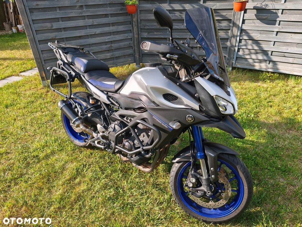 Yamaha MT - 27