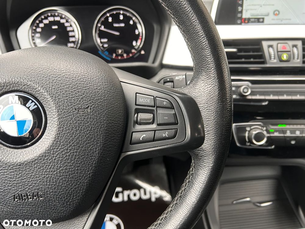 BMW X1 sDrive18d - 23