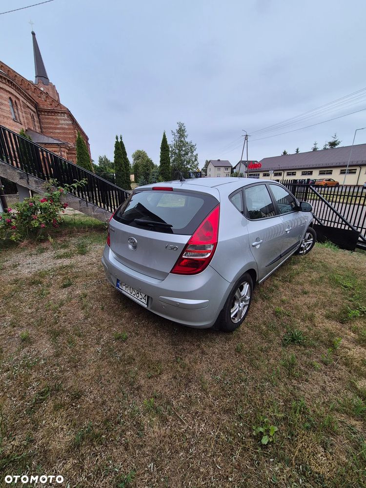 Hyundai i30 1.6 Comfort - 5