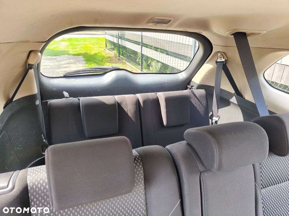 Mitsubishi Outlander 2.0 Intense + SDA 4WD CVT - 23