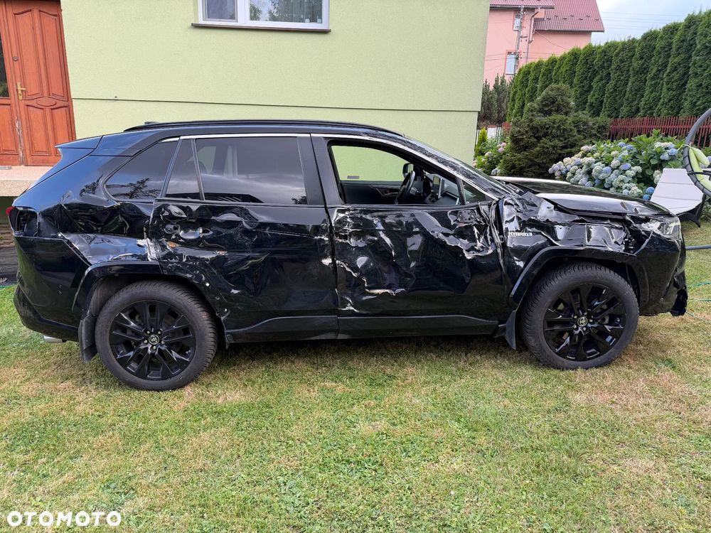 Toyota RAV4 - 5