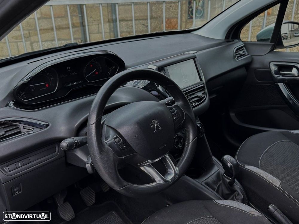 Peugeot 208 1.2 PureTech Active - 9