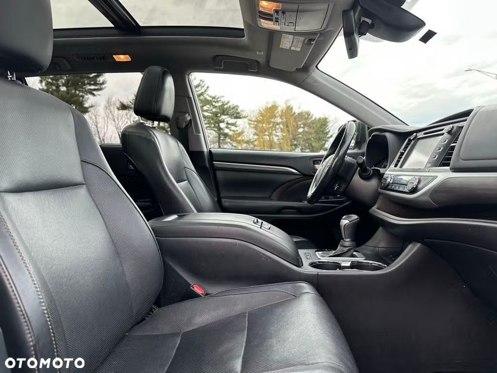 Toyota Highlander 3.5 V6 - 15