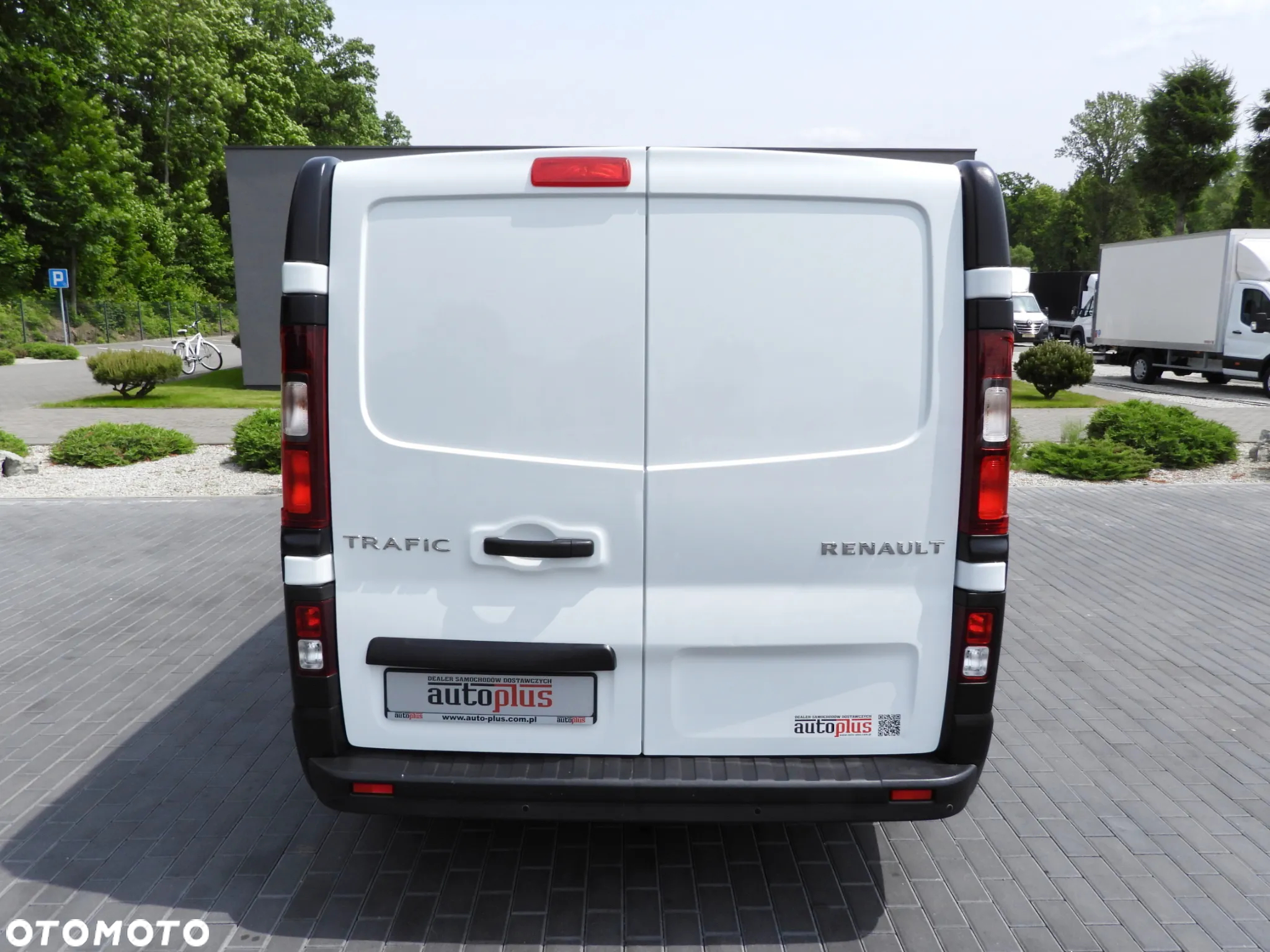 Renault TRAFIC  FURGON CHŁODNIA 0*C TEMPOMAT LEDY KLIMATYZACJA 120KM [ 895067 ] - 12
