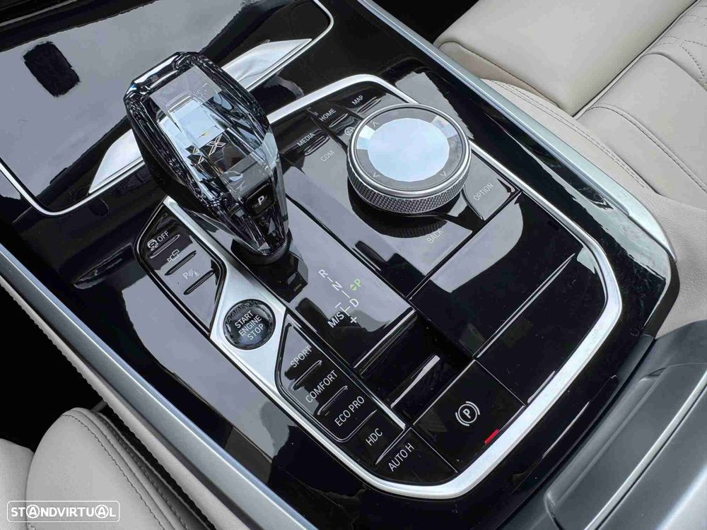 BMW X5 40 d xDrive Pack M - 18