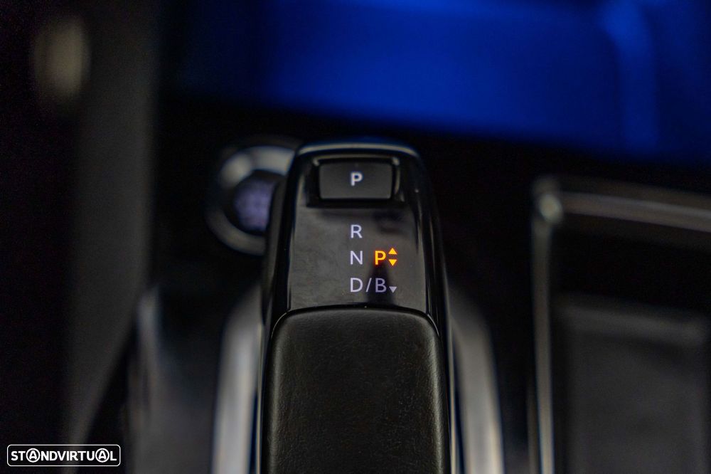 Peugeot 3008 1.6 Hybrid4 GT e-EAT8 - 39