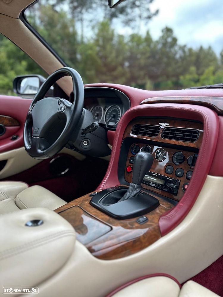 Aston Martin DB7 Vantage Coupé - 18