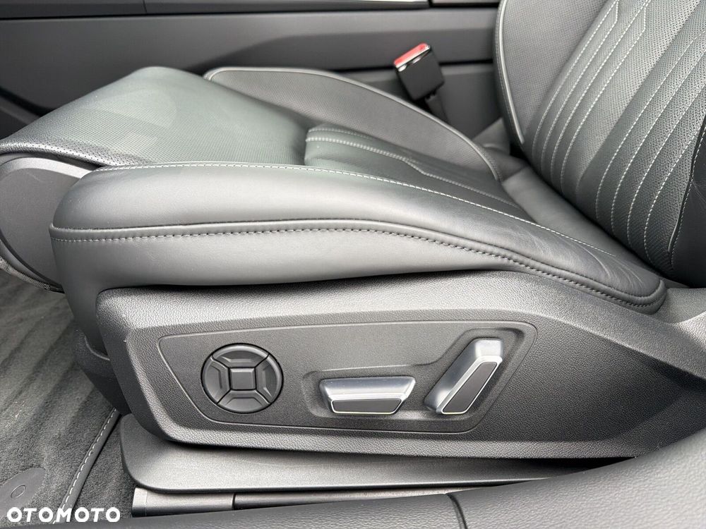 Audi A6 Allroad - 30