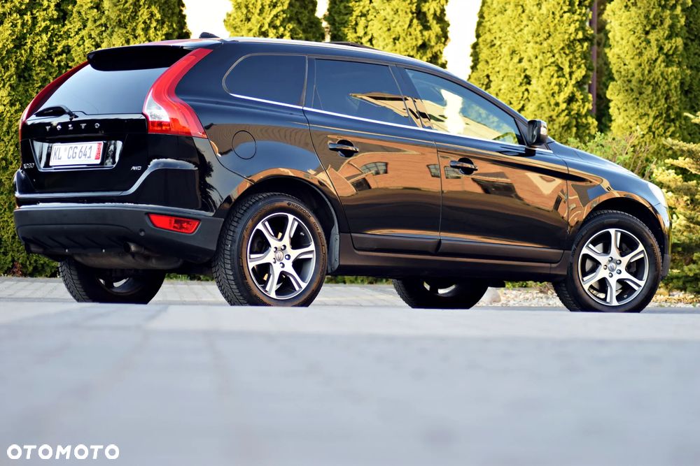 Volvo XC 60 3.2 AWD RDesign - 17