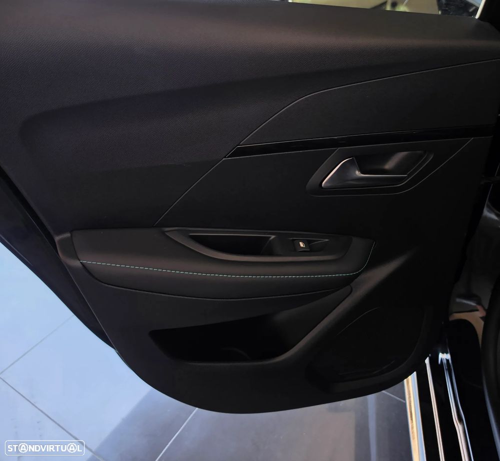 Peugeot 208 PureTech 100 Allure - 14
