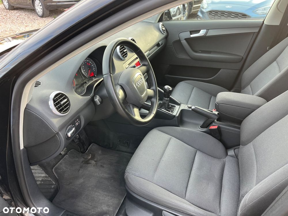Audi A3 Sportback 1.6 Attraction - 7