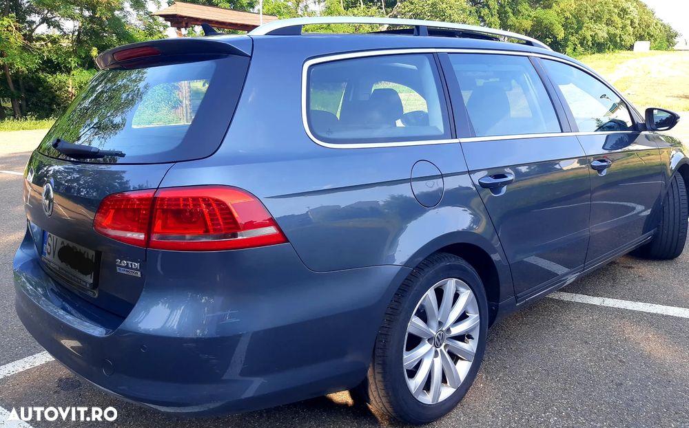 Volkswagen Passat 2.0 TDI BlueMotion Technology Exclusive - 3