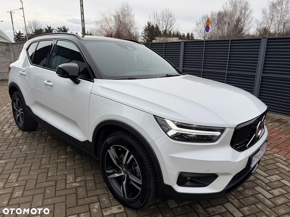 Volvo XC 40 D3 R-Design - 2