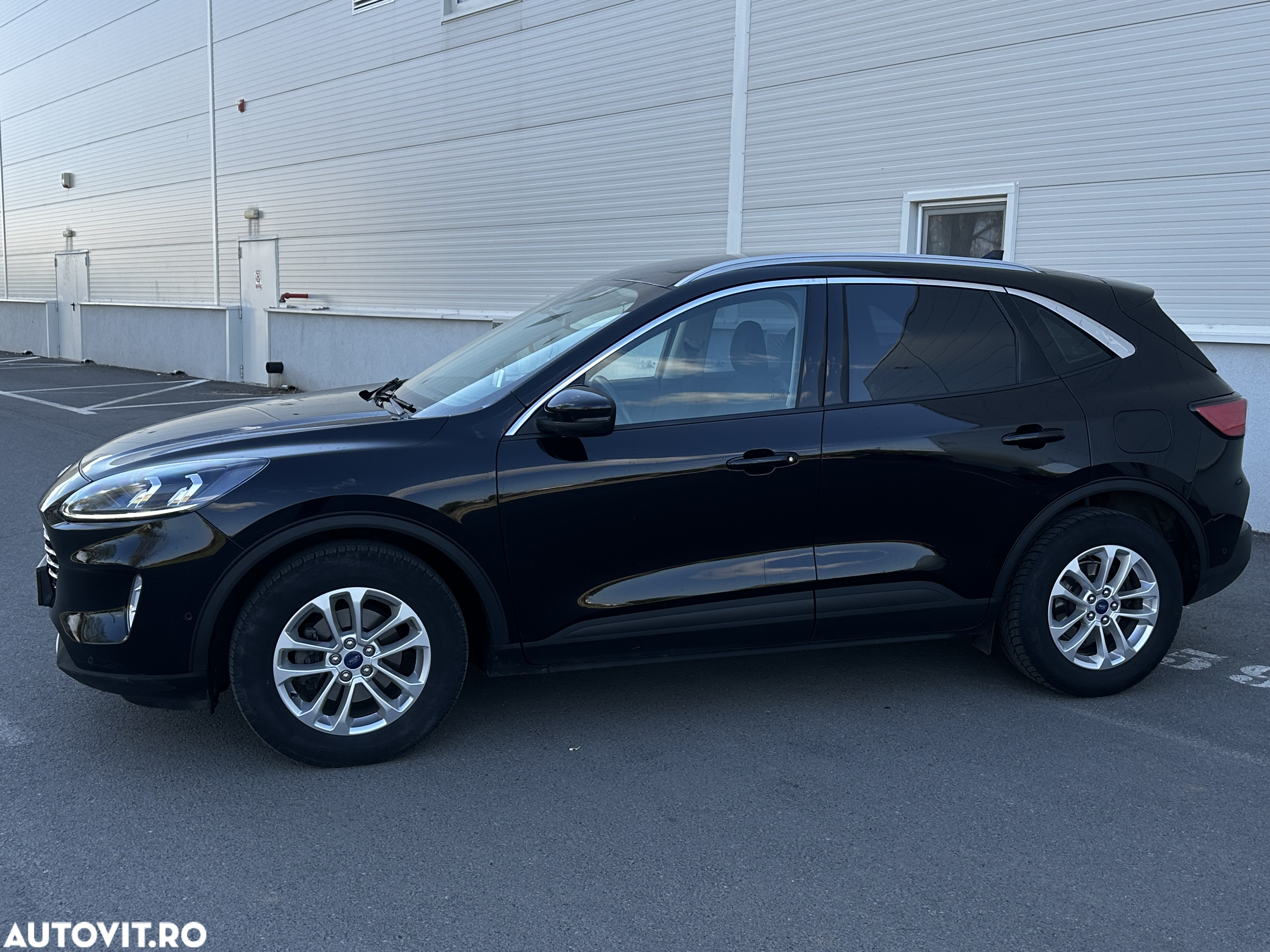 Ford Kuga 1.5 EcoBoost FWD Titanium - 5