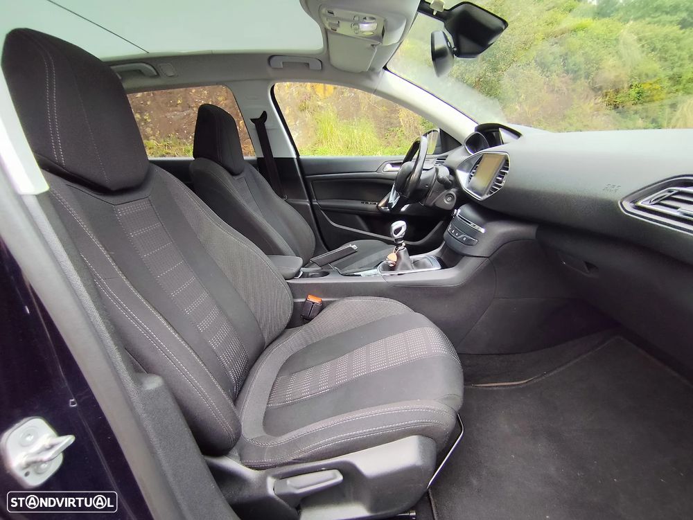 Peugeot 308 SW BlueHDi 120 Stop & Start Style - 24