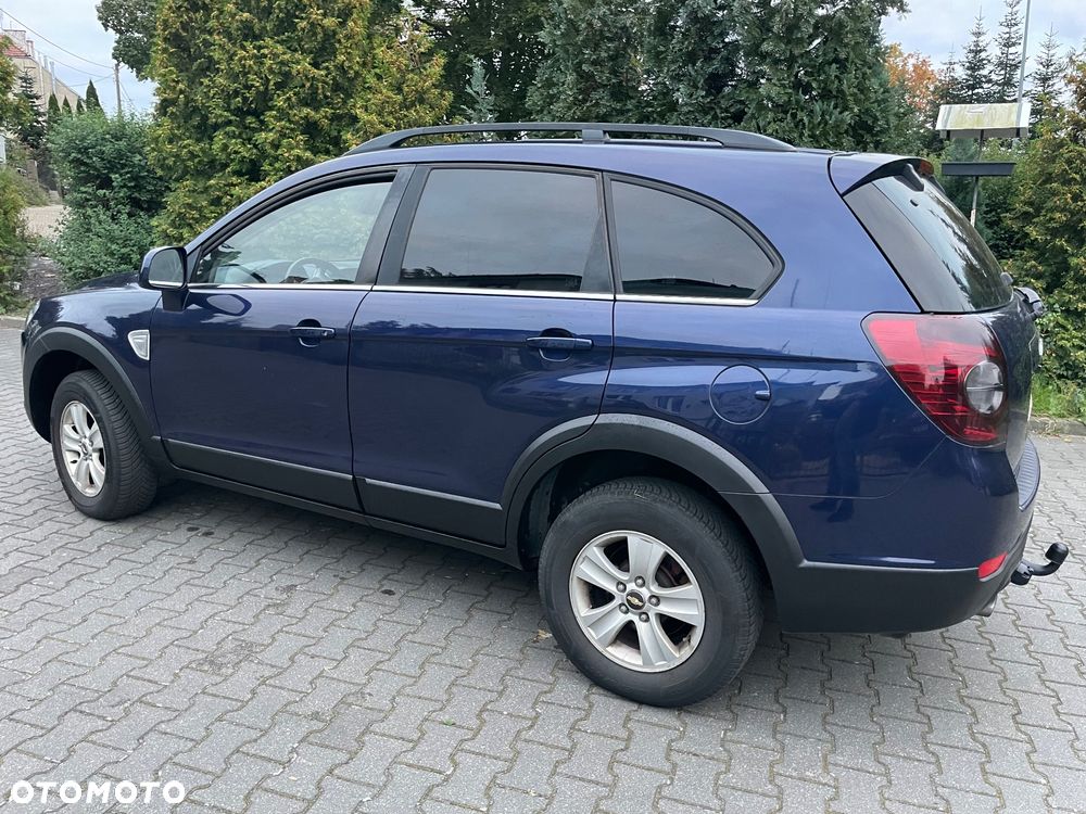 Chevrolet Captiva 2.4 LS 5os - 7