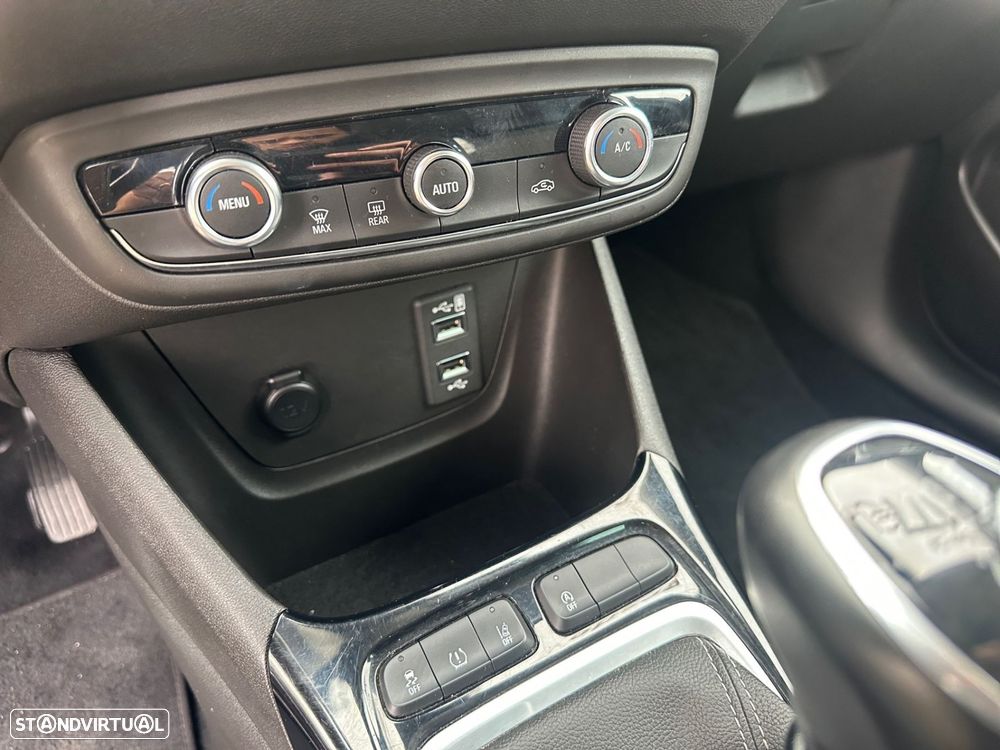 Opel Crossland 1.5 D Elegance - 16