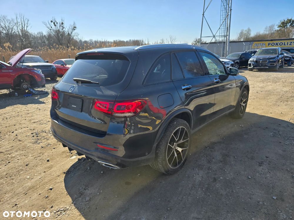 Mercedes-Benz GLC 300 4Matic 9G-TRONIC Edition Avantgarde - 4
