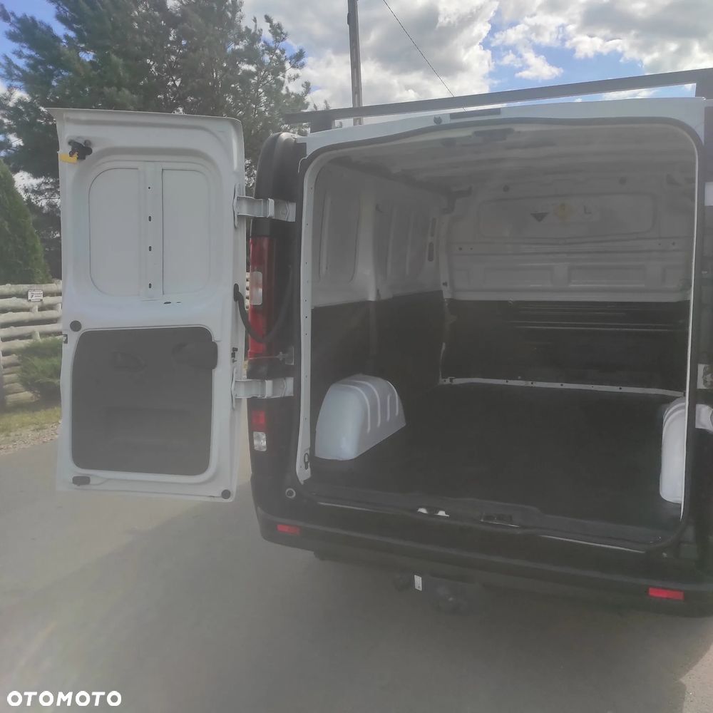 Renault Trafic - 16