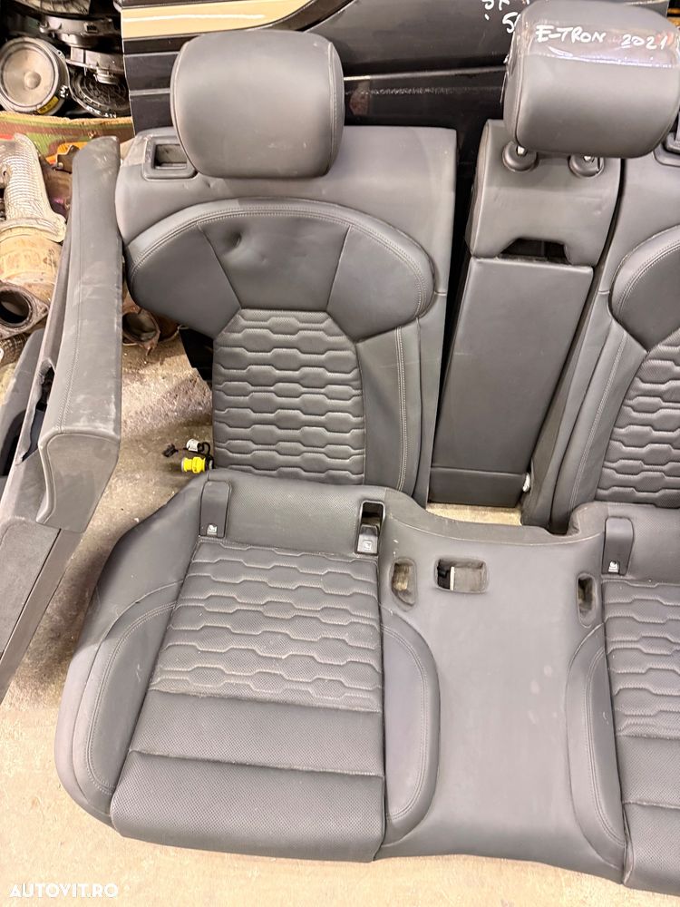 Bancheta spate cu fete usi AUDI E-tron GT an 2019-2025 - 2