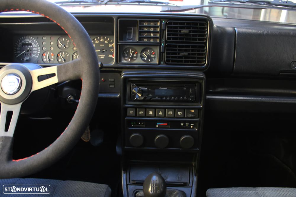 Lancia Delta 1.6 HF Turbo - 18