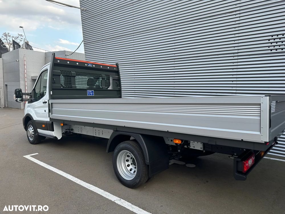 Ford Transit - 9