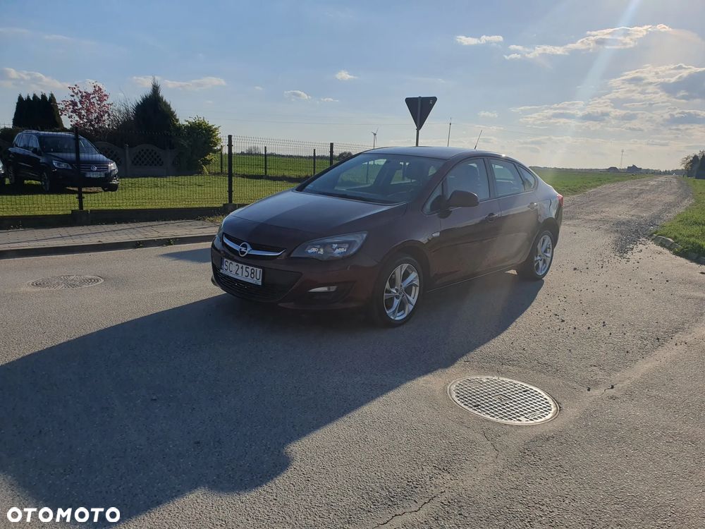 Opel Astra 1.4 T EU6 - 9
