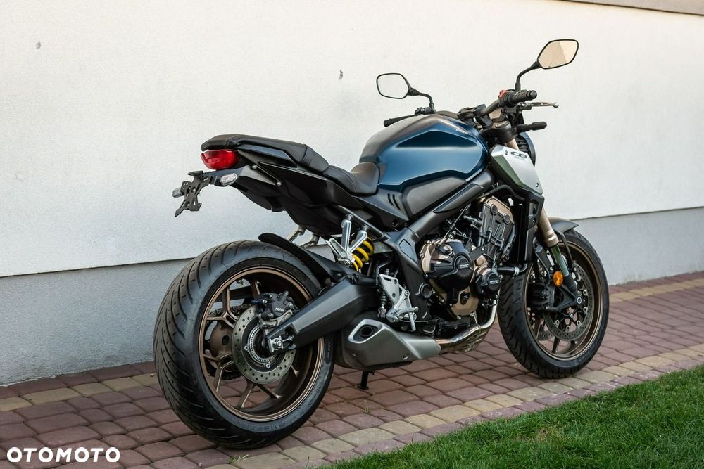 Honda CB - 3
