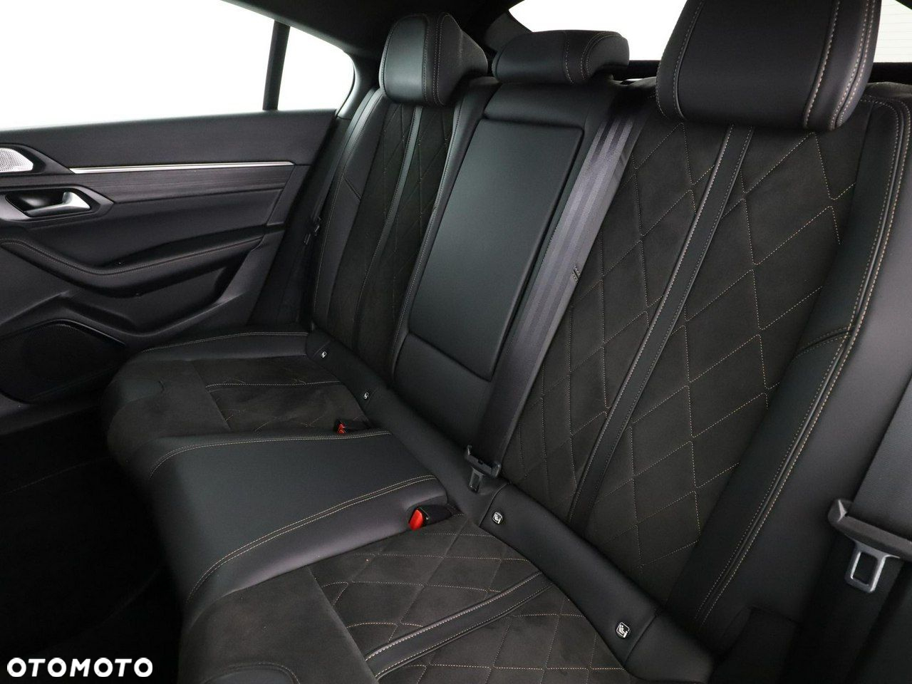 Peugeot 508 1.6 PureTech First Edition S&S EAT8 - 17