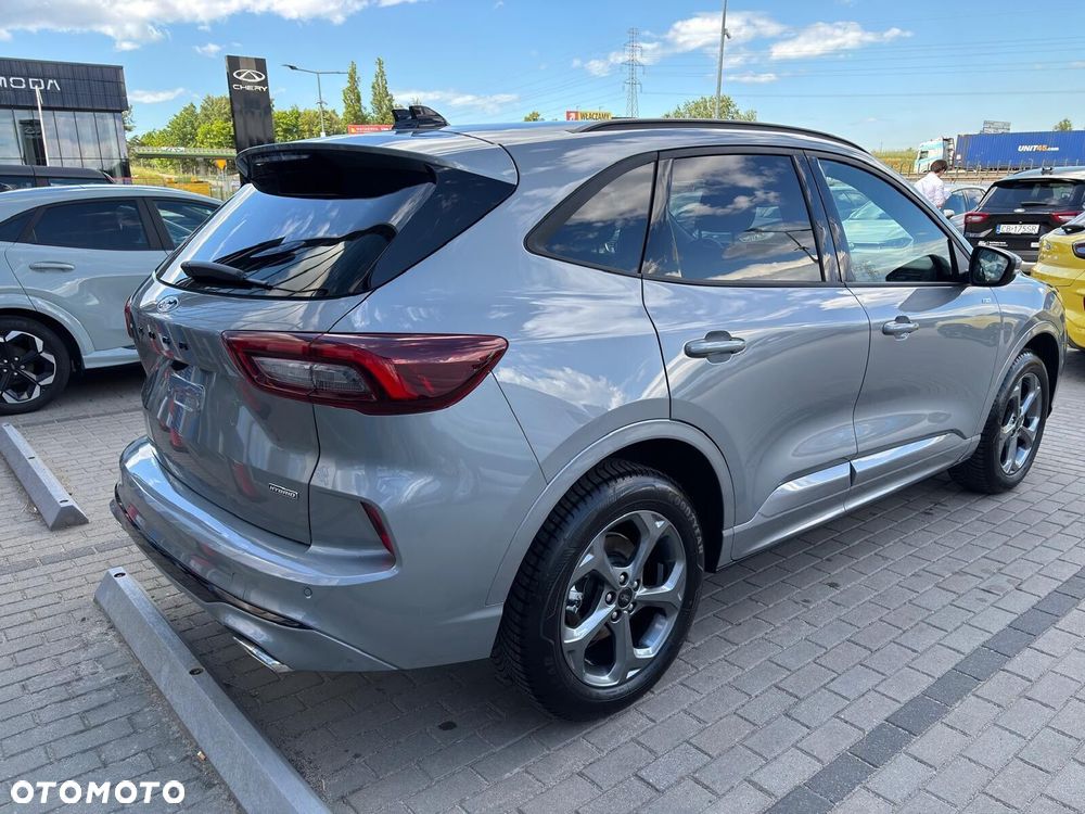 Ford Kuga - 8