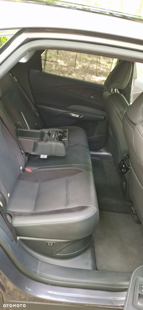 Lexus RX - 12