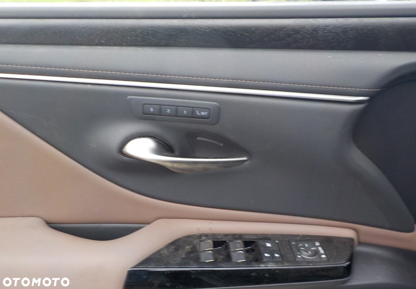 Lexus ES - 27