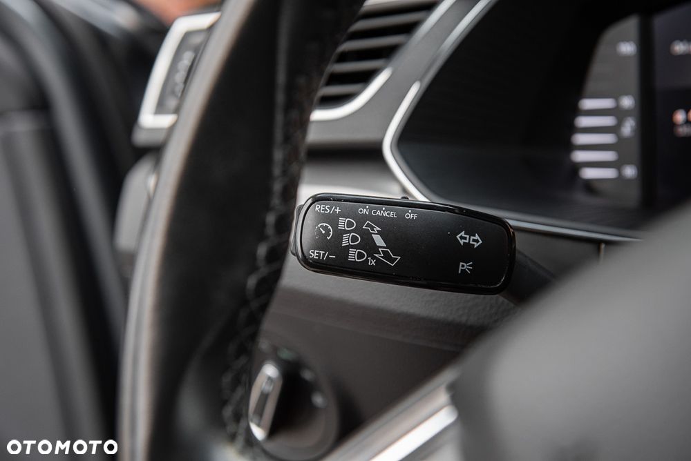 Skoda Superb 2.0 TDI DSG L&K - 31