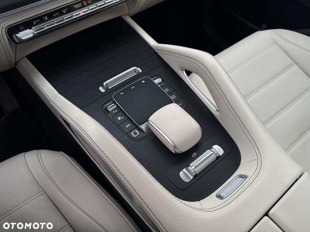 Mercedes-Benz GLE - 16