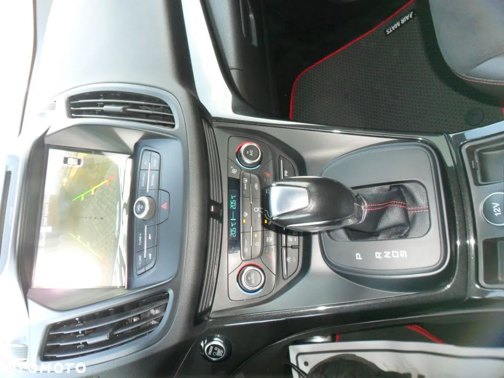 Ford Kuga 1.5 TDCi 2x4 ST-Line - 30