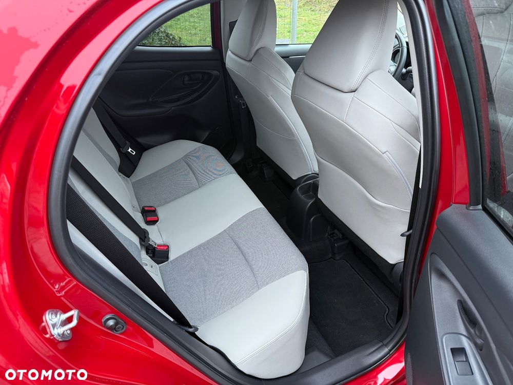 Toyota Yaris 1.5 Style - 15