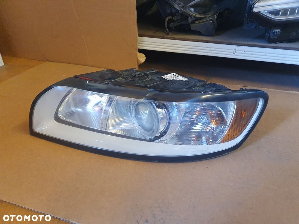 REFLEKTOR LEWY VOLVO S40 V50 LIFT SOCZEWKA EUROPA - 2