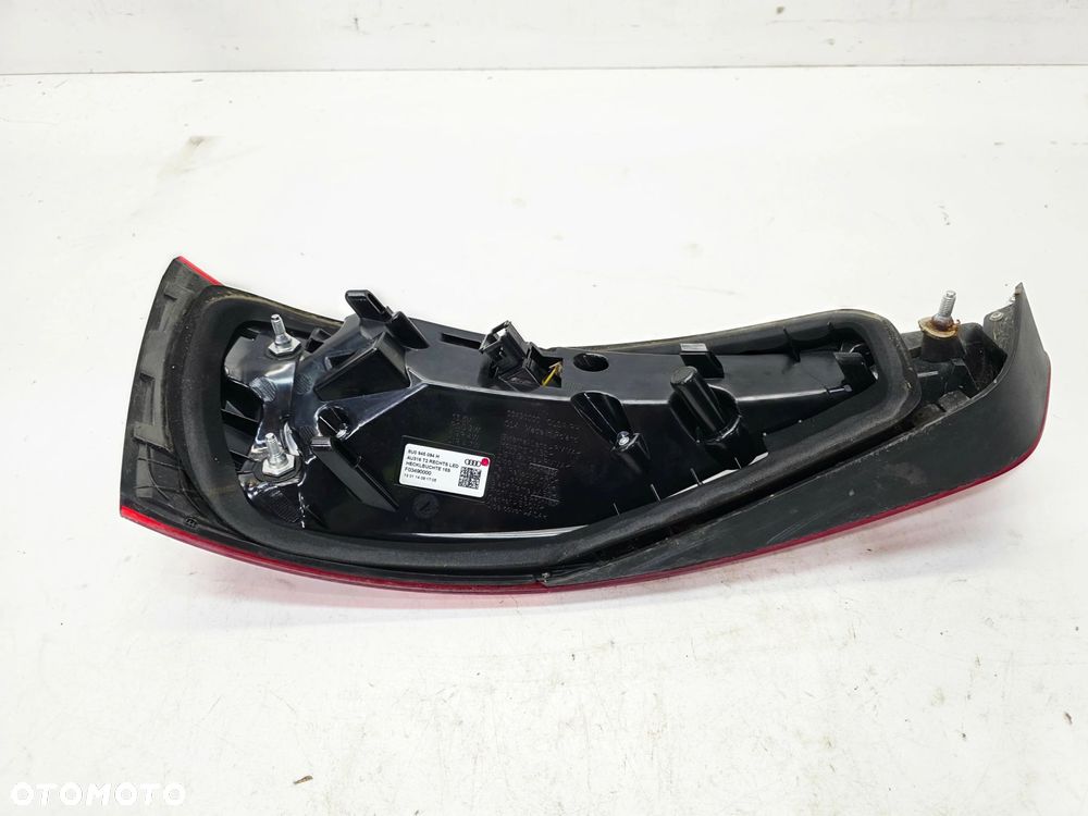 LAMPA PRAWY TYŁ LED AUDI Q3 8U 8U0945094H - 8