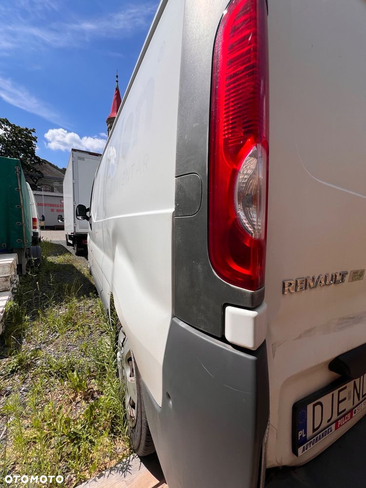 Renault Trafic - 17