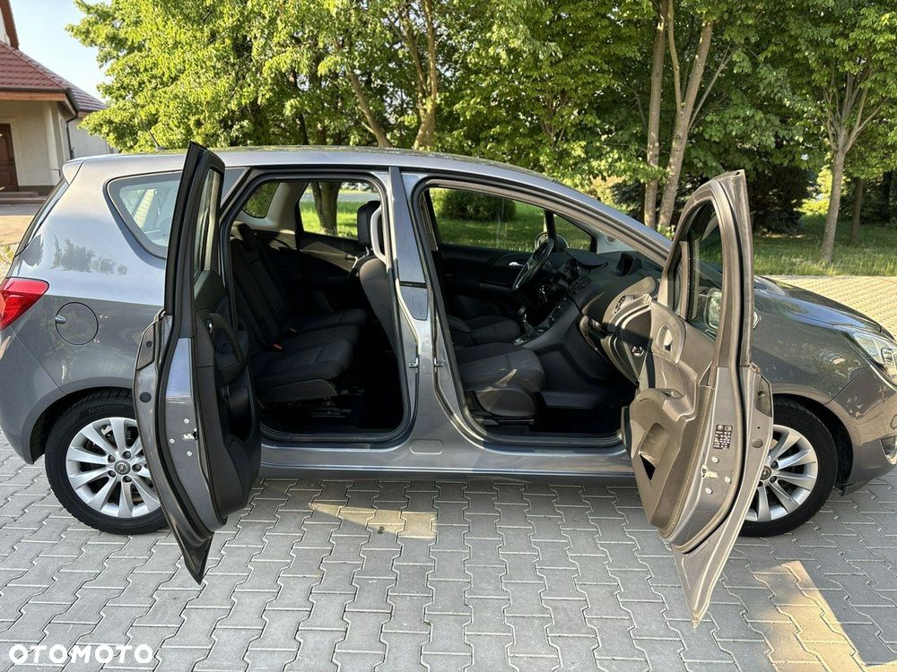 Opel Meriva - 10